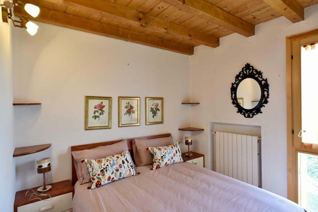 La Casa Di Rose Villa Fonteno Exteriör bild
